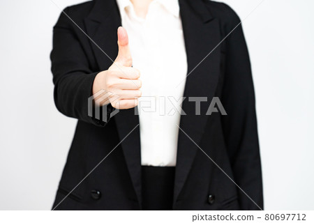 用身體表達專家的態度 80697712