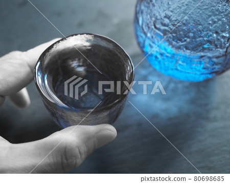 Japanese sake image 80698685