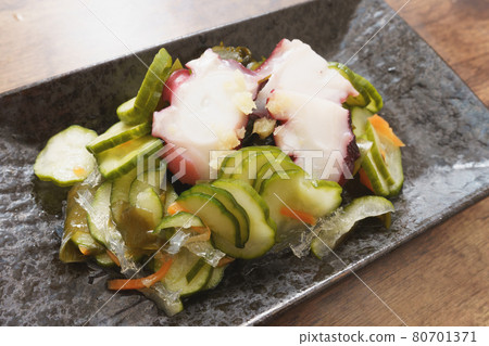 Octopus and cucumber vinegared 80701371
