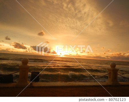 Sunset Sunset 80702123