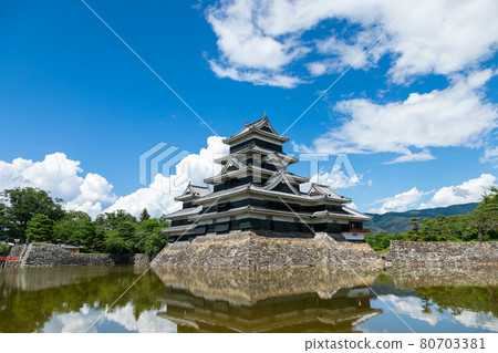 Matsumoto Castle in Matsumoto City, Nagano Prefecture 80703381