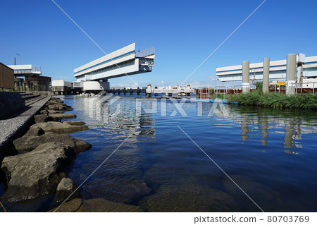 August Daejeon 25 Haneda Movable Bridge / Metropolitan Expressway No. 1 Haneda Line 80703769