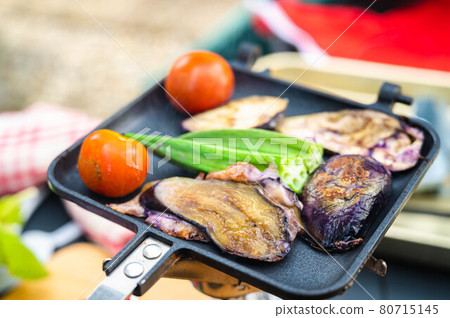 Camping rice grilled vegetables 80715145