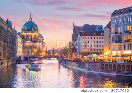 Berlin skyline with Spree river at sunset twilight Berlin skyline with Spree river at sunset twilight 80717020