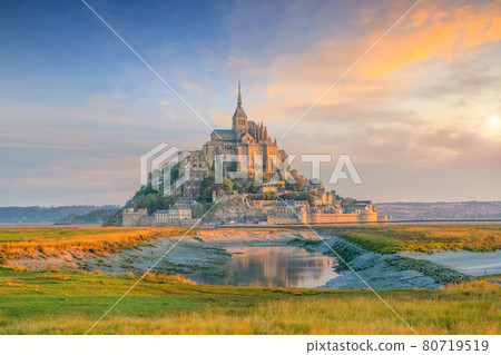 Mont Saint-Michel in France 80719519