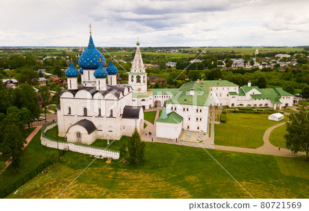 Aerial view of Suzdal Kremlin with Cathedral of Nativity 80721569