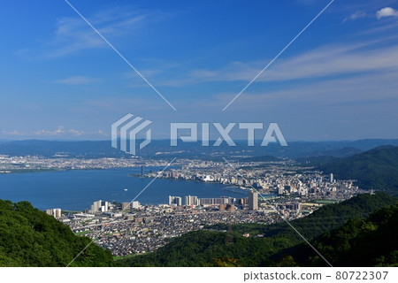 Evening view of Otsu city on the shore of Lake Biwa 80722307