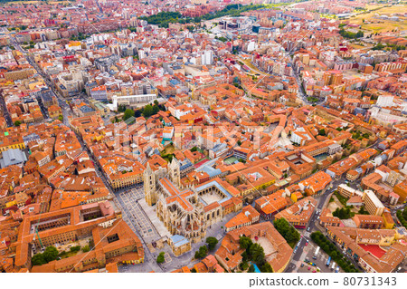 Aerial view of Leon cityscape 80731343