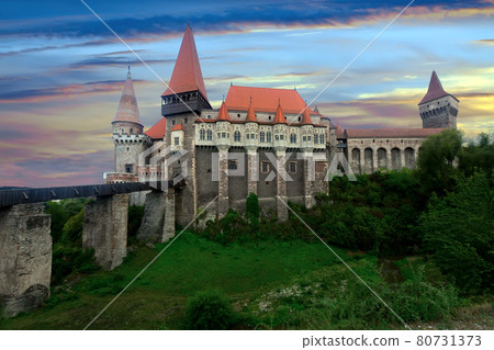 Image of Corvin Castle on the mountain 80731373