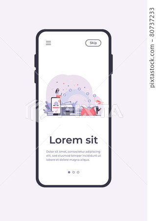 Stylized people sending payment and receiving money Stylized people sending payment and receiving money 80737233