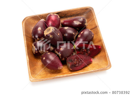 Petit cactus fruit 80738392