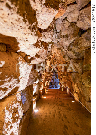 Nuraghe Santu Antine tunnel Nuraghe Santu Antine tunnel 80744618