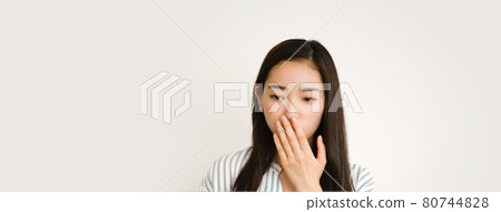 Troubled women Troubled women 80744828