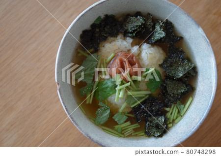 梅子糙米茶泡飯 80748298