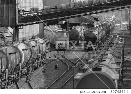 水泥廠貨場 80748554