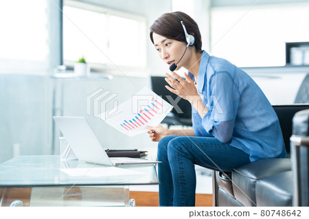 Women Living Online Conference Telework Remote Work Lifestyle 80748642