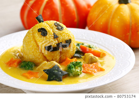 Halloween stew 80753174