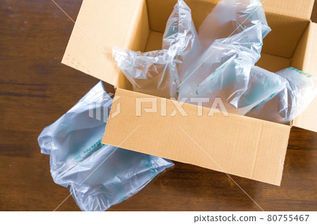 送貨上門包裝用氣墊材料 送貨上門包裝用氣墊材料 80755467