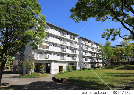 Senri Chuo Senri Chuo 80757122