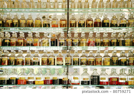 perfume shop in cairo souk egypt perfume shop in cairo souk egypt 80759271
