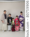 Shichigosan family photo in kimono 80759906