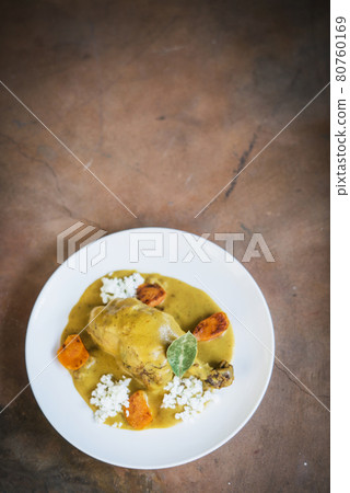 spicy chicken curry with vegetables spicy chicken curry with vegetables 80760169
