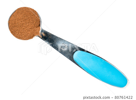 cinnamon powder in measuring teaspoon cutout cinnamon powder in measuring teaspoon cutout 80761422