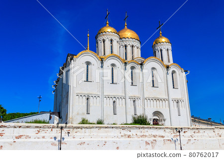 Dormition Cathedral (Assumption Cathedral) in Vladimir, Russia. Golden ring of Russia 80762017