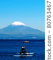 以富士山為背景的運動 80763467