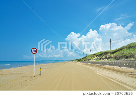 [Chirihama Nagisa Driveway] Shinbomachi, Hakui City, Ishikawa Prefecture 80763636