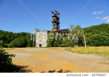 Former Sumitomo Ridi coal mine shaft thruster Former Sumitomo Ridi coal mine shaft thruster 80766607