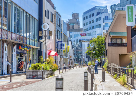 Cityscape of Tokyo Shibuya Shibuya Cat Street 80769424