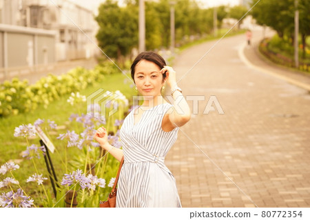 台場女性肖像 80772354