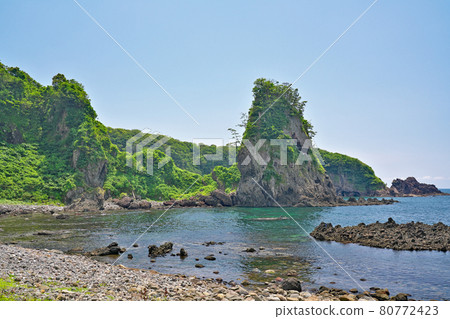 [Noto Kongo Ganmon (Takanosu Rock)] Togiushioroshi Ganmon, Shika-cho, Hakui-gun, Ishikawa Prefecture 80772423