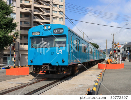 Wadamisaki支線103系列火車 Wadamisaki支線103系列火車 80772897
