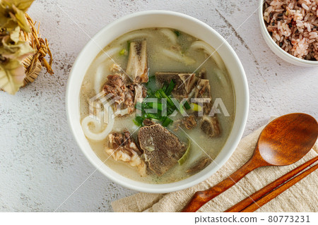 韓國料理排骨湯 80773231