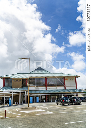 JR Tokaido Line Iwata Station / North Exit JR Tokaido Line Iwata Station / North Exit 80773257