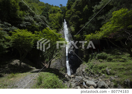 Mikami Falls in Hayakawa Town, Minamikoma District, Yamanashi Prefecture Mikami Falls in Hayakawa Town, Minamikoma District, Yamanashi Prefecture 80774183