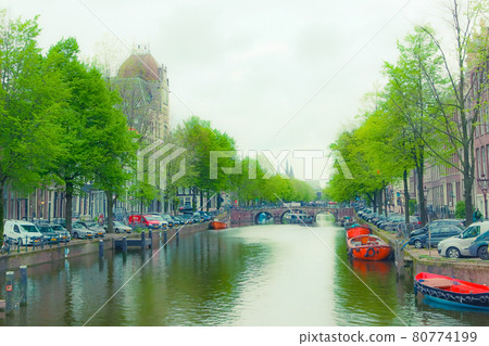 荷蘭世界遺產17世紀環運河地區在阿姆斯特丹的辛格爾運河內 80774199