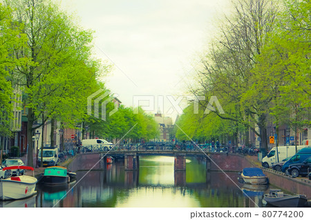 荷蘭世界遺產17世紀環運河地區在阿姆斯特丹的辛格爾運河內 80774200