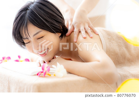 女性美容沙龍很漂亮 80776070