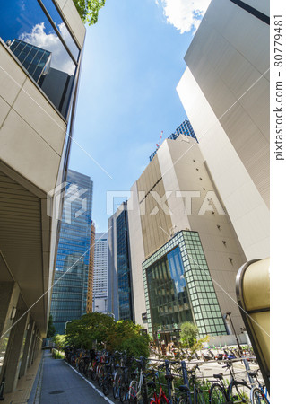 大阪市景梅田大阪車站廣場4號樓廣場2021年8月 大阪市景梅田大阪車站廣場4號樓廣場2021年8月 80779481