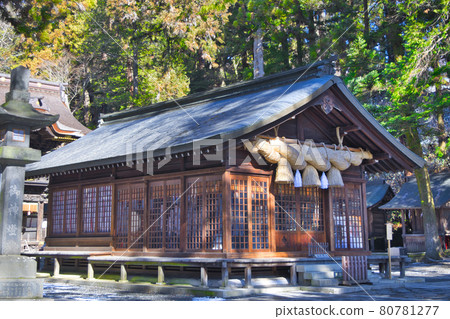 Nagano Prefecture Suwa Taisha Shrine Harumiya Kaguraden 80781277