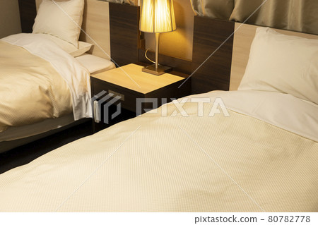 Business hotel twin room 80782778