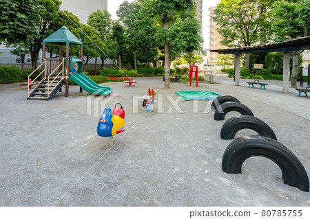 Higashi-Yatsuyama Park in Shinagawa Ward, Tokyo 80785755