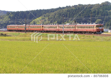 475系列特快列車 80786808