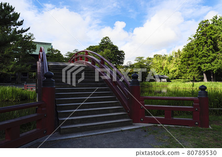 A famous temple related to Mr. Hojo, who is in charge of the Kamakura Shogunate, an old temple and famous temple in Kanazawa Ward, Yokohama City, Kanagawa Prefecture. 80789530