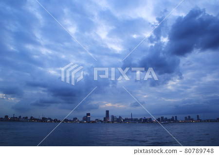 從大黑碼頭到橫濱港未來 從大黑碼頭到橫濱港未來 80789748