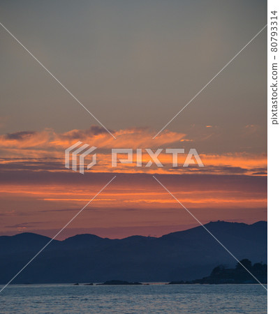 Sunset over Pismo Beach and the Pacific Ocean in San Luis Obispo County, California Sunset over Pismo Beach and the Pacific Ocean in San Luis Obispo County, California 80793314
