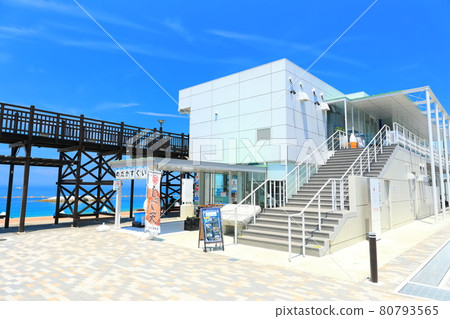 [Ehime Prefecture] Roadside station Futami under sunny weather 80793565